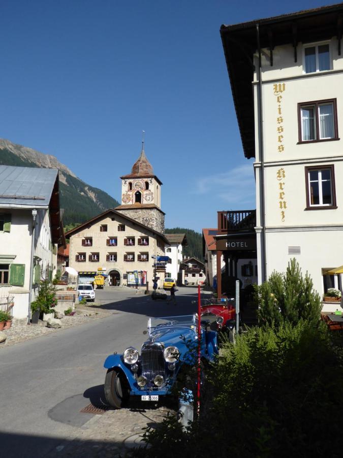 Hotel Weisses Kreuz Бергюн Экстерьер фото