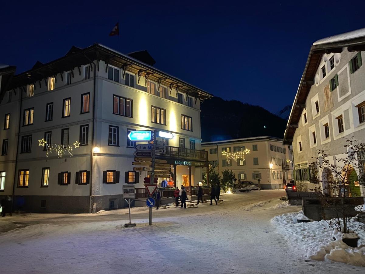 Hotel Weisses Kreuz Бергюн Экстерьер фото