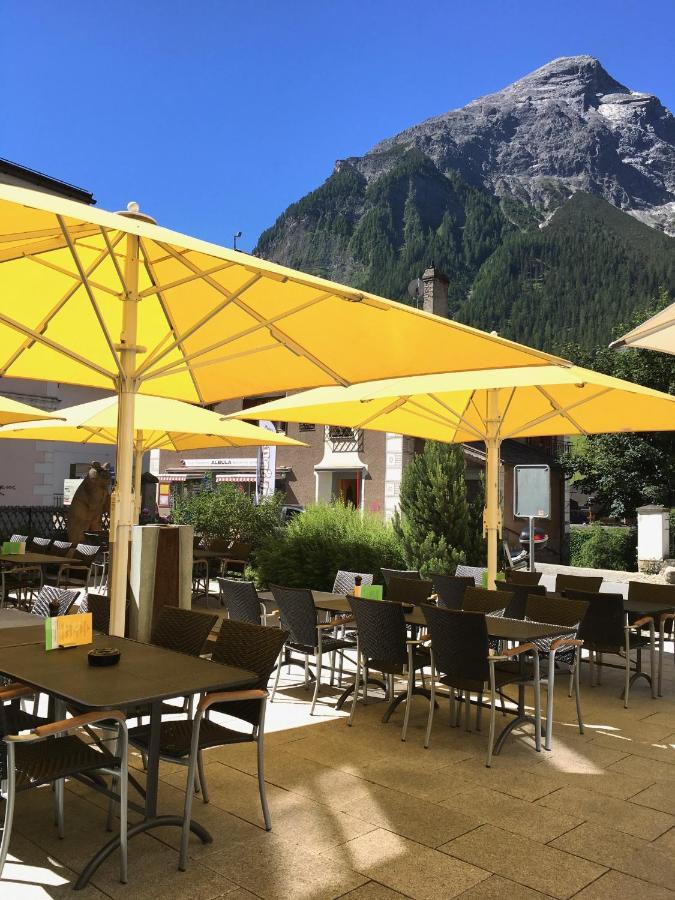 Hotel Weisses Kreuz Бергюн Экстерьер фото