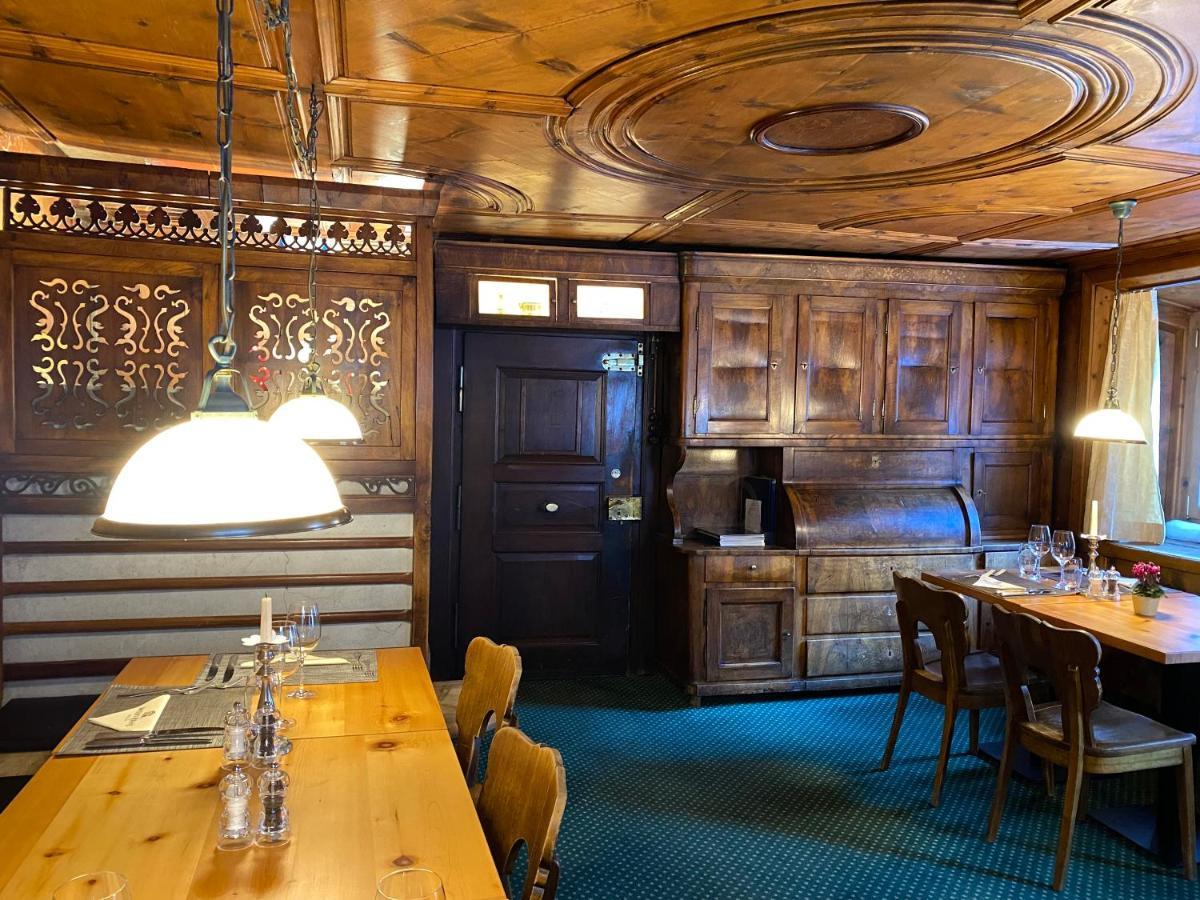 Hotel Weisses Kreuz Бергюн Экстерьер фото
