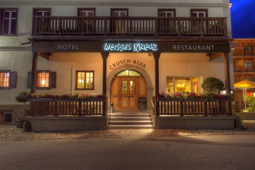 Hotel Weisses Kreuz Бергюн Экстерьер фото